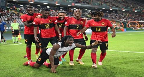 مابولولو يقود تشكيل أنجولا ضد نيجيريا في ربع نهائي أمم أفريقيا